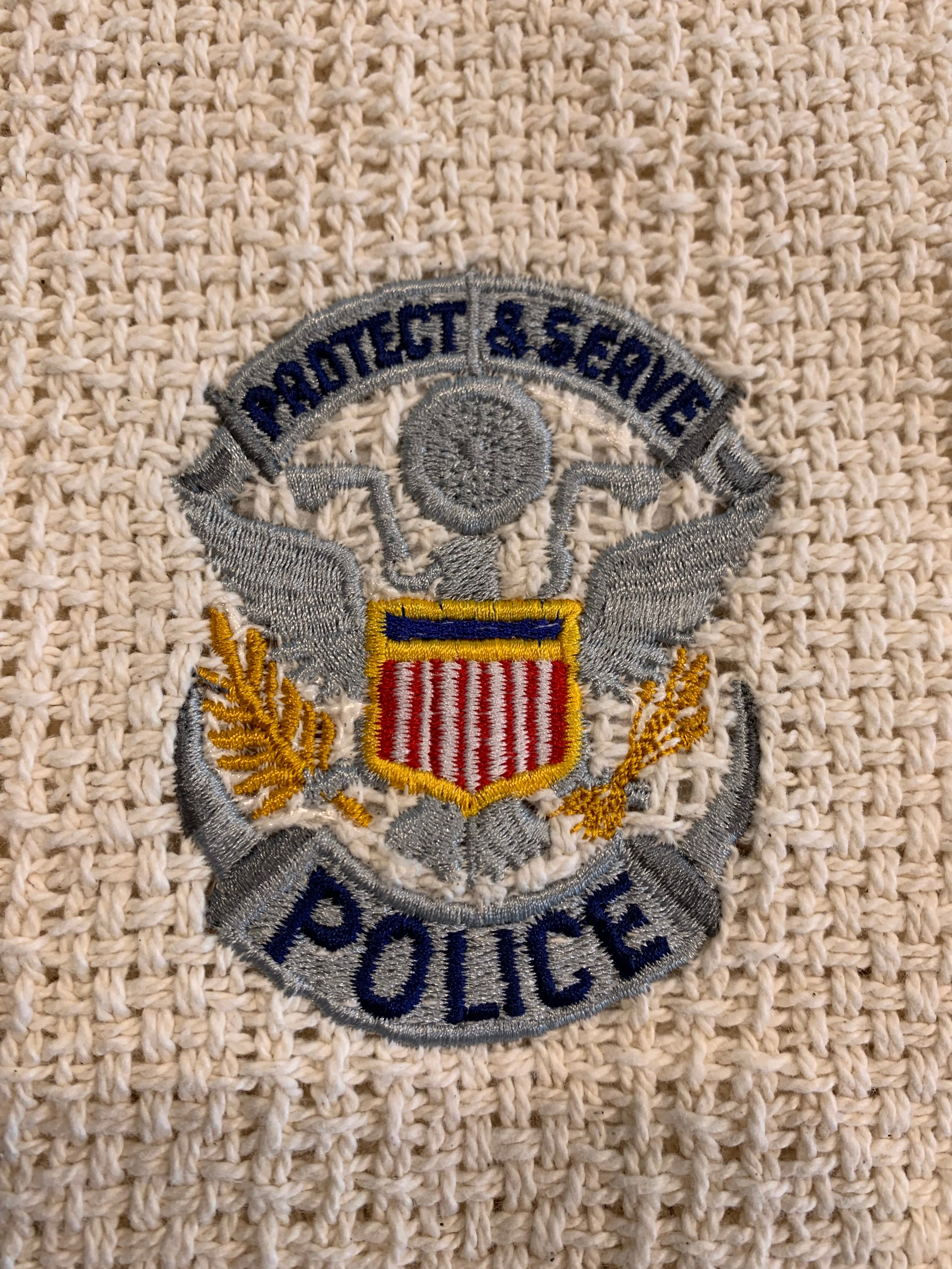 https://allamericanmakers.com/cdn/shop/products/PoliceDepartmentEmbroidery.jpg?v=1658247659